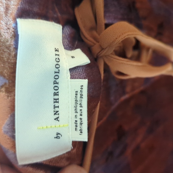 Anthropologie Velvet Peasant top size Small - Picture 2 of 2